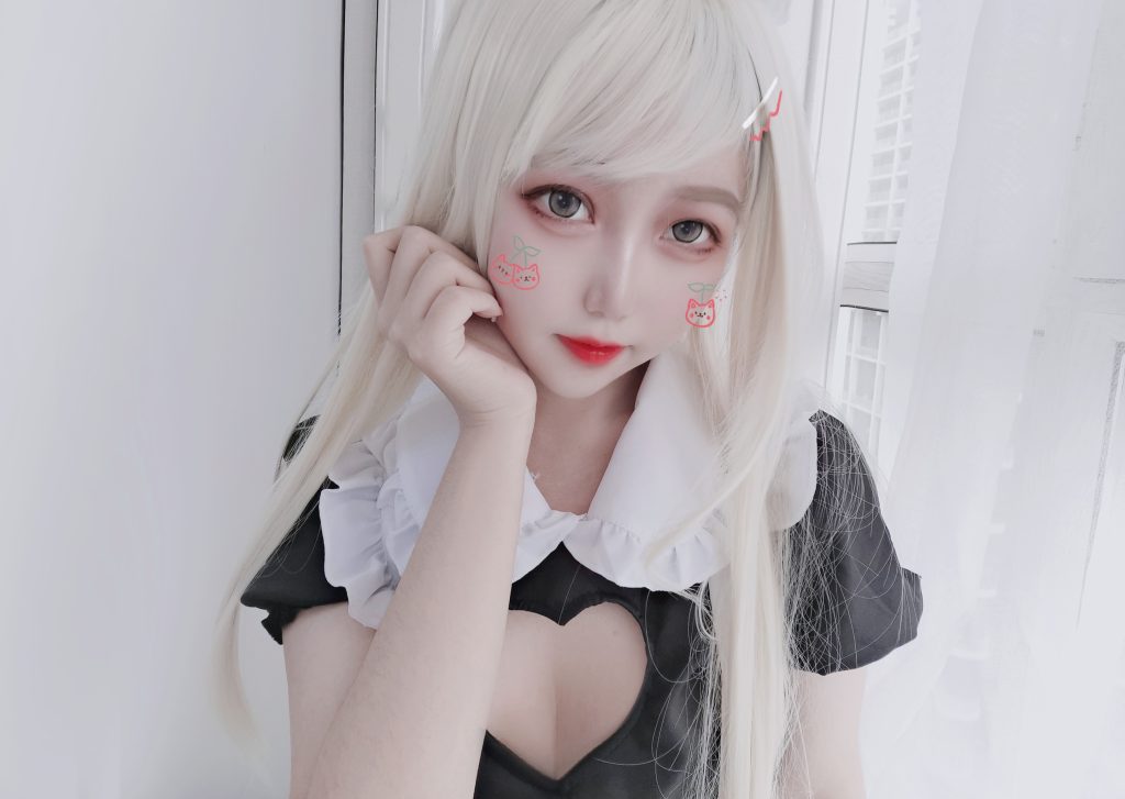 eloise软软 – 娇小可爱写真合集 [持续更新]