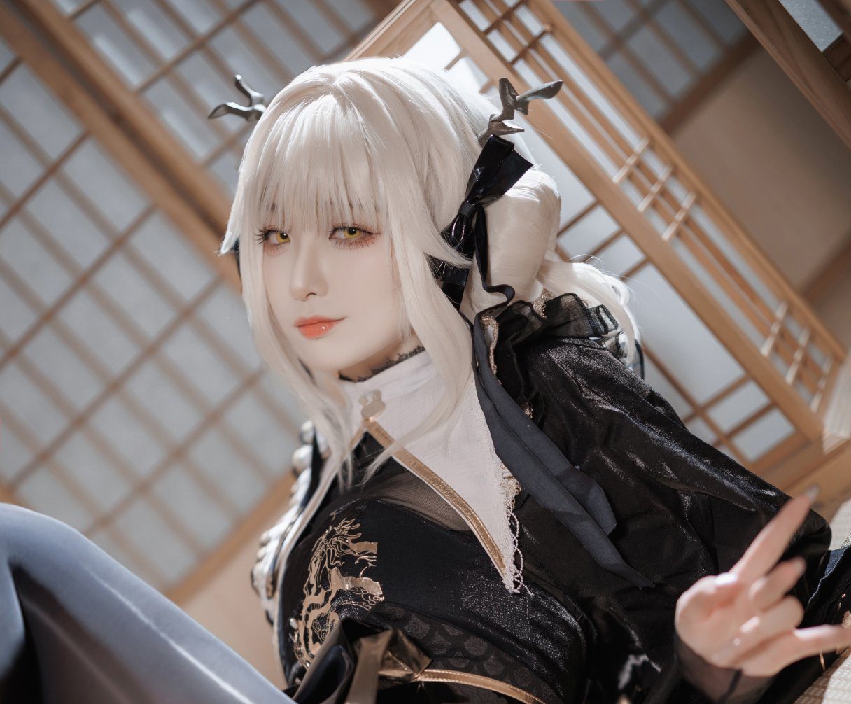 封疆疆v – NIKKE 白兔布兰儿 和服